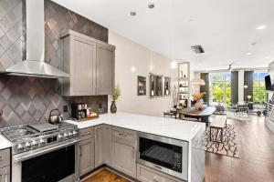 Fantastic Elegance Rooftop Views of Nashville