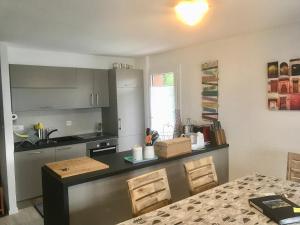 Derborence centre 3 pièces 75 m2 piscine balcons