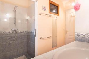 Maison des Cerisiers avec piscine privée à Sarlat