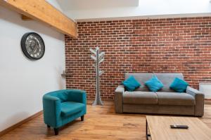 Loft Angouleme Gare 6 pers , WIFI ,TV , centre ville, calme