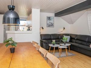 10 person holiday home in Juelsminde