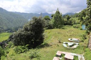 Entire 4 Bedroom Vacation Home - The Chimes House