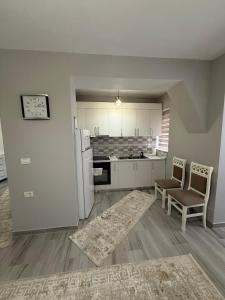 M&M Stylish 1BR Apartment Shkoder