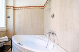 Hot Tub - Private Parking - park