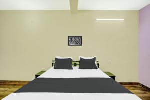 Hotel O HILL VIEW INN