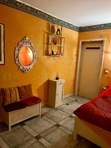 Le Mas des Vignes parisian hacienda