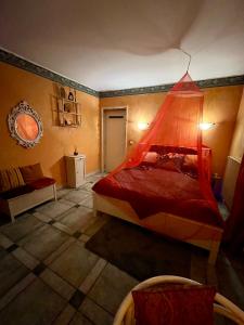 Le Mas des Vignes parisian hacienda