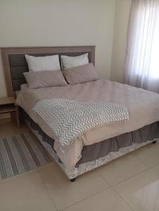 Visitors' Paradise Guest House - 3hvězdičkové hotely ve městě Newcastle