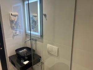 Center Sunrise Hotel