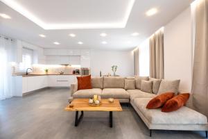 Elenis Cozy Apartments Near Athens Airport By SEM