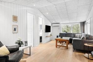 0224-Romo-J-Tagholmsvej-12