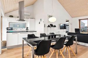 0050-Romo-Lakolk-16-D