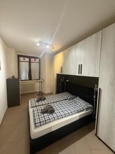 Casa La Pief 1 Giallo by Gardadomusmea