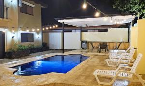 Casa Luz de Luna - Comfortable 3 Br, 3,5 Bath house