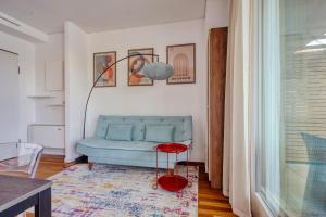 GiaxTower Gym Spa & Pool Romantic Pool View