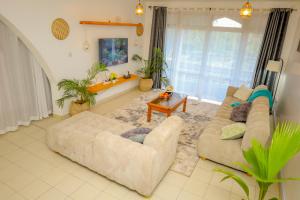 Kivukoni Reef Suites