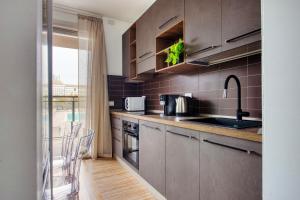 GiaxTower Gym Spa & Pool Romantic Pool View