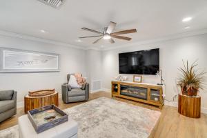 Waterfront Views and Dock Matlacha Island Home