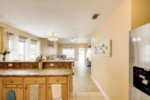 4 Mi to FSU and 5 Mi to FAMU WFH-Friendly Hub