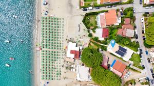 CALALUNGA PIETRAGRANDE - Exclusive Shoreline Haven