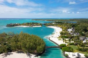 Coastal Road, Trou dʼ Eau Douce, Mauritius.