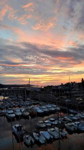 Loft darchitecte - vue sur port et deco vintage