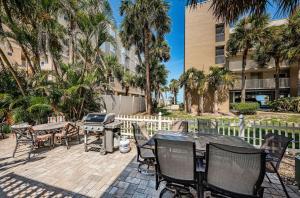 2 Bedroom Beachside Suite