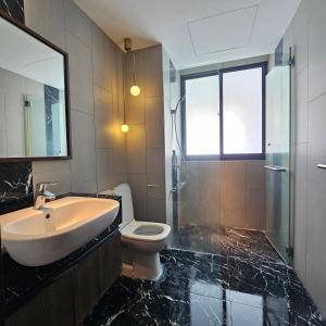 Black Martini Premium Suite