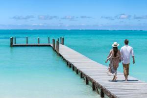 Coastal Road, Trou dʼ Eau Douce, Mauritius.