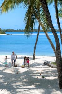 Coastal Road, Trou dʼ Eau Douce, Mauritius.