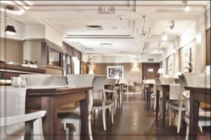 ROYAL ROOMS by WOW HOMES