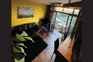 Apartamento duplex com muito charme próximo ao Parque Ibirapuera