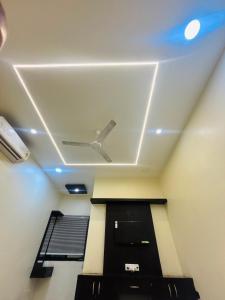 Hotel new highway treat