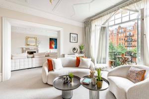 Royal Holland Park - Central AC and Elevator