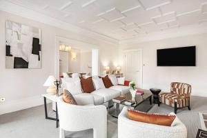 Royal Holland Park - Central AC and Elevator