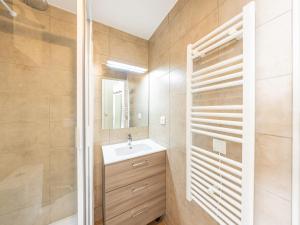 Studio moderne idéal pour 2, au pied des pistes - FR-1-807-114