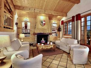 Chalet familial à Courchevel 1850 avec cheminée et hammam - FR-1-575-203