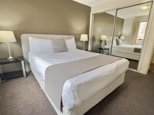 Peaceful 1 Bedroom City