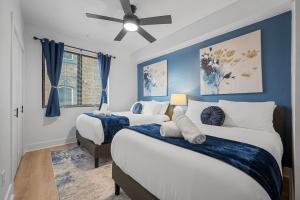 Flawless 3BR Suite with Four Beds, Two Decks and Free Parking in Prime Shadyside Location