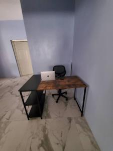 Spacious Runaway Bay Home Near Beach and Dining