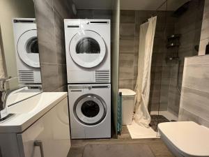 Appartement avec Jacuzzi et Parking à Courchevel - FR-1-563-106
