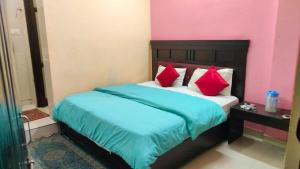 Hotel Janki & Restaurant