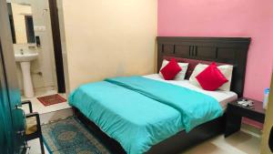 Hotel Janki & Restaurant