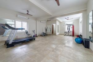 Hotel Mount Kailash Suites