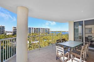 Destin West Osprey 506 - Breathtaking Bay Views - Lazy River