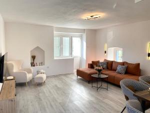 Stone house Kana-Skadar Lake