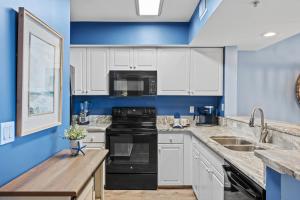 Destin West Pelican 507 - Amazing Bay & Lazy River Views!