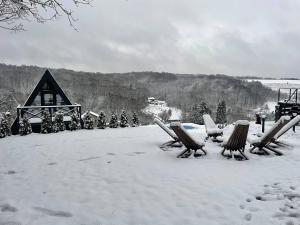 Lav inn Polyana Затишок