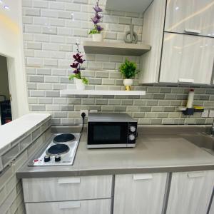 شقة جديدة ديكور فخم مدخل ذكي