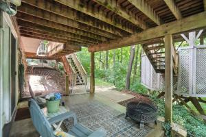 10 Mi to Dtwn Cozy Couples Getaway in Cincinnati